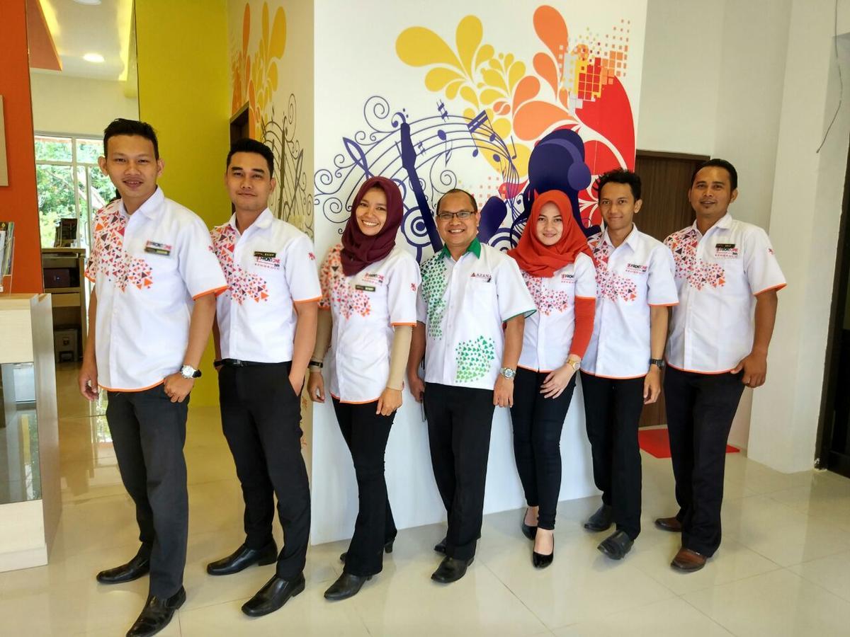 Djo Front One Inn Bengkulu Exterior foto