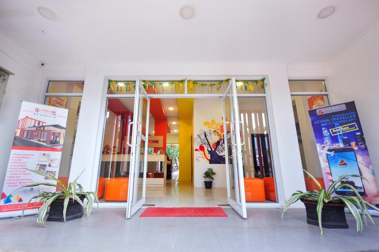 Djo Front One Inn Bengkulu Exterior foto